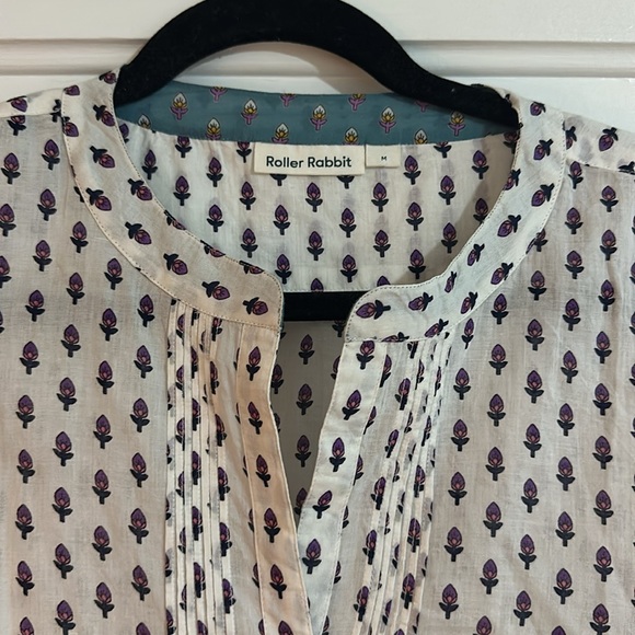Roller Rabbit Patterned Blouse, sz medium - Picture 2 of 2